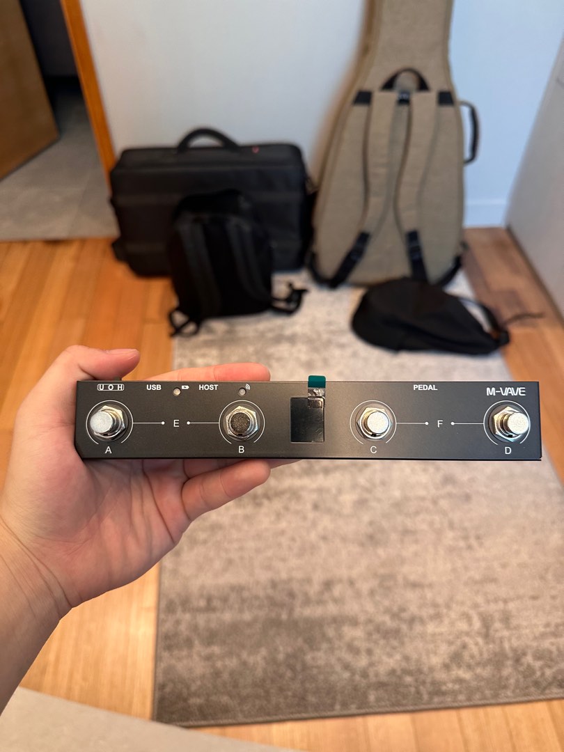 Pédale MIDI Sans Fil MVAVE Chocolate Plus - 4 Boutons, Autonomie 12h, Pour Musiciens En Live