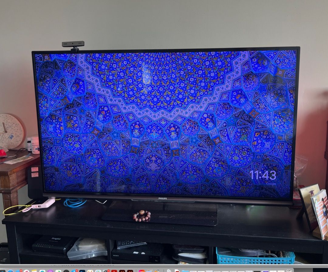 Philips 55-inch TV (PFL6007H/12) + Free Ikea TV Console + Coffee Table ...