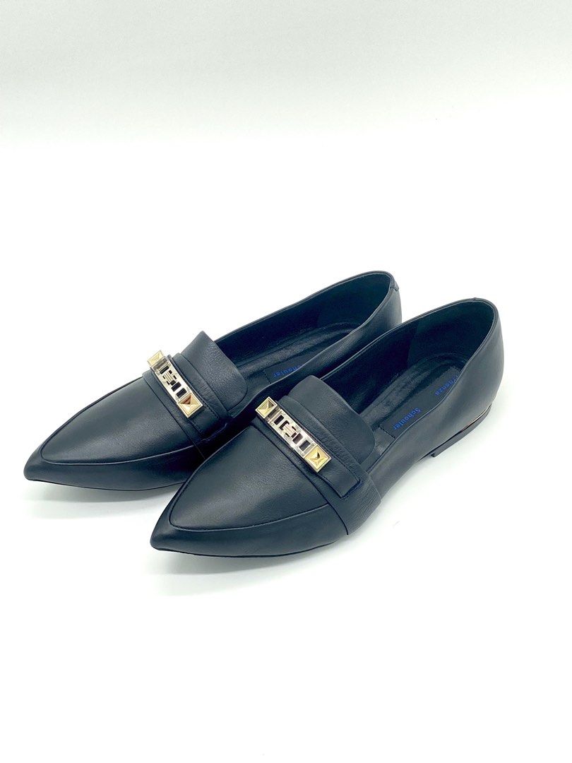 PROENZA SCHOULER Flats Loafer (Category: Loafers) located in Quezon City. Submitted by prime_ticks (Listing ID 1358247826, Image 3). Description: Unused. Just stored and kept for a while now. Proenza Schouler pointed flats Comfy soft leather Size 39 No inclusion.