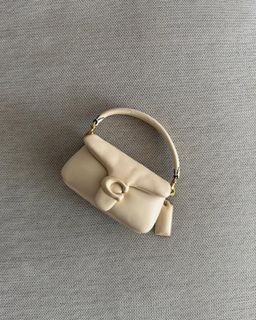 (Category: ) located in . Submitted by shopmnl (Listing ID 1358336324, Image 1). Description: .