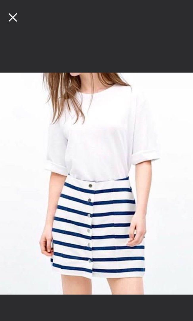 Zara Blue Striped Skirt (Category: Skirts) located in Manila. Submitted by frenchmacaron (Listing ID 1358196991, Image 2). Description: Stretchable.