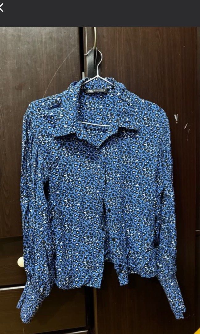 Zara Leopard Print Button Down Top (Category: Longsleeves) located in Manila. Submitted by frenchmacaron (Listing ID 1358197346, Image 2). Description: Fits XS-M.