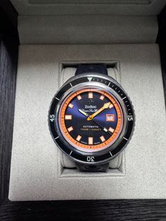 （分類：）位於 。 由 toyandwatch 提交（商品編號 1358208315，圖片 1）。簡介： 。