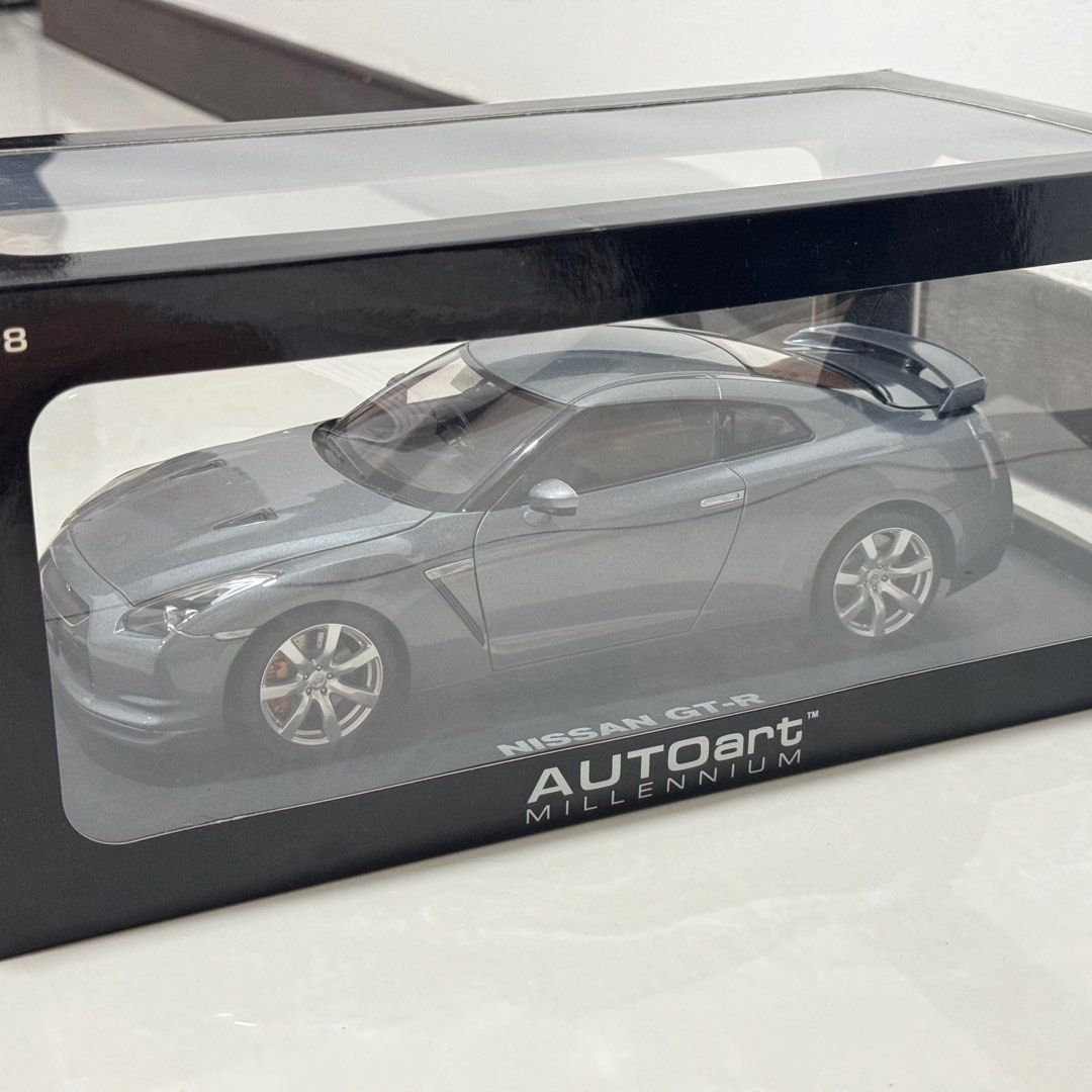 1:18 AutoArt Nissan GTR R35 RHD Gray, Subaru Impreza WRX STI New Age ...