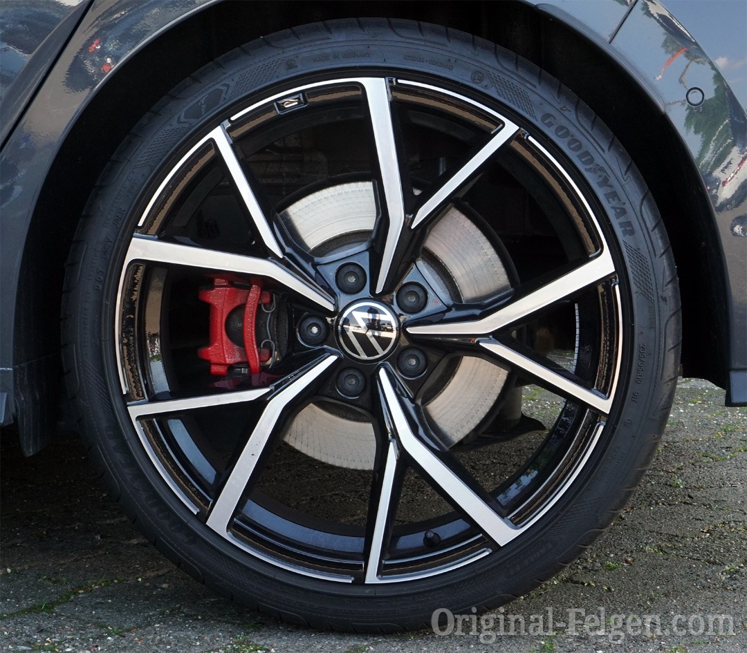 19'' ESTORIL VW GOLF R ORIGINAL RIM, Car Accessories, Tyres & Rims on ...