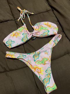 (Category: ) located in . Submitted by juju.s___corner (Listing ID 1358505846, Image 1). Description: .