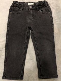 (Category: ) located in . Submitted by ampreloved1 (Listing ID 1358532389, Image 1). Description: .