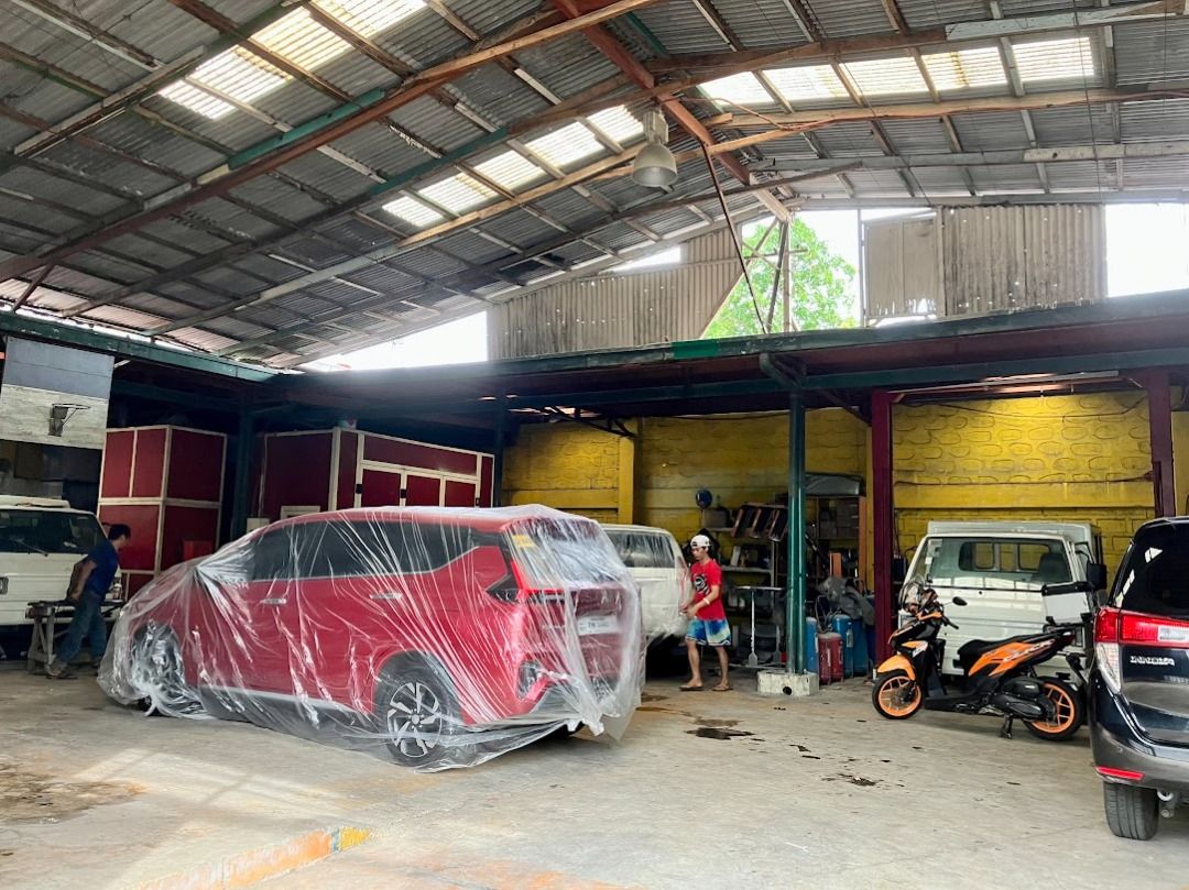 460 sqm Warehouse for Lease in Maybunga, Pasig (Category: Commercial) located in Quezon City. Submitted by 27crealty-2 (Listing ID 1358452823, Image 3). Description: Looking for a functional and accessible warehouse space in Pasig? This warehouse offers ample room for your operations, with easy access for loading and unloading. Property Details: Warehouse Area: 460 sqm Frontage: 30 meters Truck Access: Only Canter type trucks fit inside, 40-foote