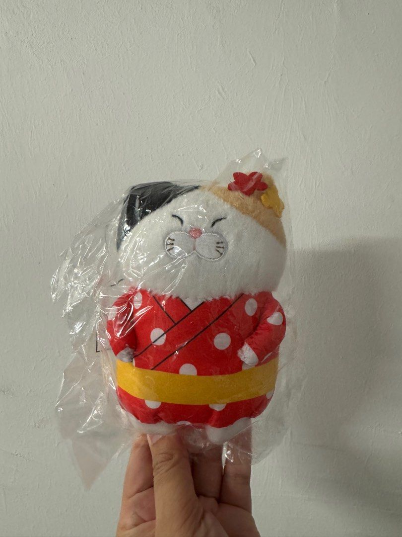 公仔 （分類：絨毛玩具）位於 Hong Kong。 由 cow12346 提交（商品編號 1358446592，圖片 4）。簡介： 圖1 $58 圖2 $38 圖3 $48 圖4 $58 圖5 $48。