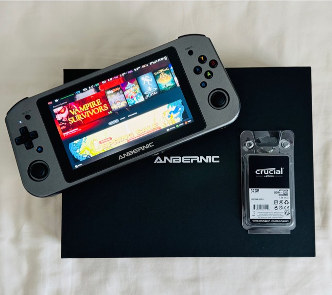 Anbernic Win 600 3050e 32/256, Video Gaming, Video Game Consoles ...