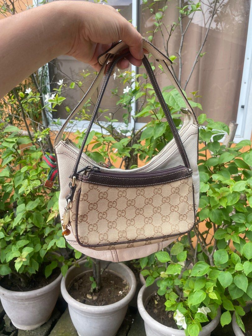 Authentic Gucci bundle (Category: Luxury Bags & Wallets) located in Mambajao. Submitted by ckali (Listing ID 1358499587, Image 2). Description: All authentic money back -100%.