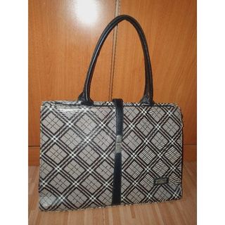 (Category: ) located in . Submitted by ms.annlya (Listing ID 1358435714, Image 1). Description: .