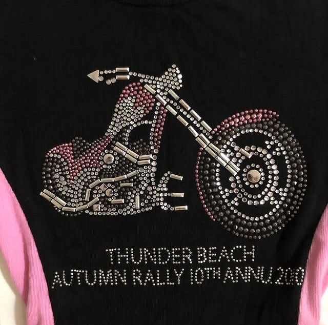 “Biker’s Edge” Harley Davidson INSPIRED Longsleeve Top (Category: Longsleeves) located in Limay. Submitted by 2000sbae (Listing ID 1358512989, Image 3). Description: Size: S.
