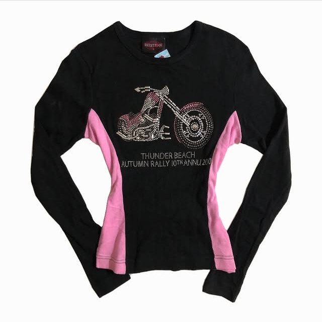 “Biker’s Edge” Harley Davidson INSPIRED Longsleeve Top (Category: Longsleeves) located in Limay. Submitted by 2000sbae (Listing ID 1358512989, Image 1). Description: Size: S.