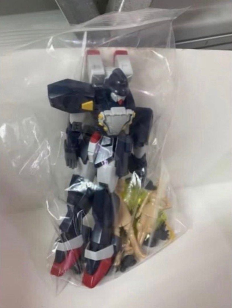 (BUILT) MG Gundam Spiegel (Category: Gundam Model Kits) located in Singapore. Submitted by commission_de_jouets (Listing ID 1358430368, Image 1). Description: If the listing is here, item is available. Make an offer then we talk. Includes manual and all accessories. No box. Self pick up at Tampines East Mrt..