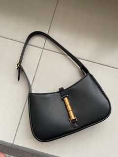 (Category: ) located in . Submitted by preloved_byaaa (Listing ID 1358461612, Image 1). Description: .