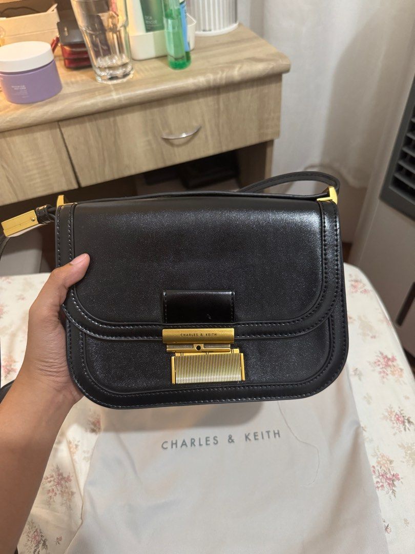 Charles and Keith - Charlot Bag (Category: Cross-body Bags) located in Quezon City. Submitted by helloxia (Listing ID 1358468953, Image 3). Description: .