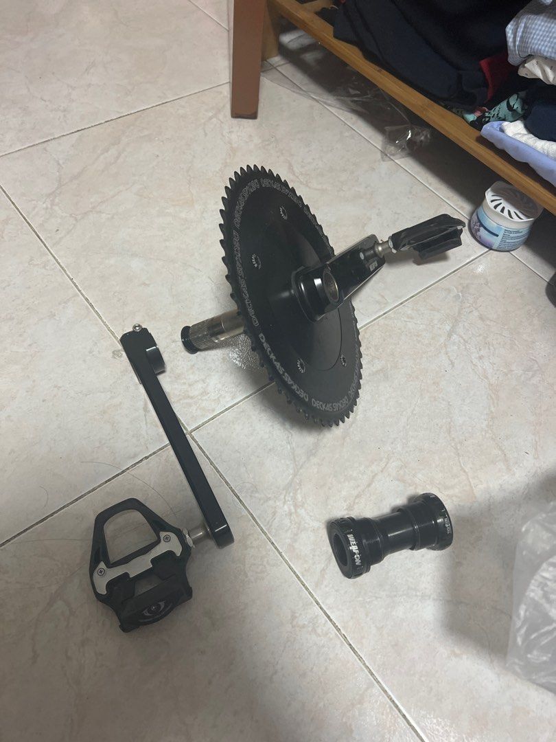 Collosi fb without seat URGENT strictly wts (Category: Bicycles) located in Singapore. Submitted by werhijike (Listing ID 1358450202, Image 2). Description: Not gonna let this baby rust and I need quick money to upgrade my pc first come first serve Legend 88mm Weapon crank and custom deckas Shimano clip pedals Izumi chain.
