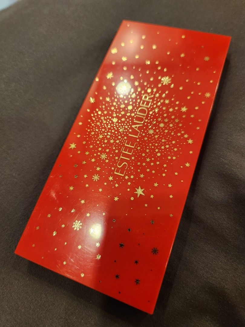 Estee Lauder Enchanted Glow Eyeshadow Palette (Category: Makeup) located in Bulacan. Submitted by anna.t0 (Listing ID 1358513354, Image 3). Description: 100% authentic Estee Lauder Eye make up palette. Never used. NO LAST PRICE.