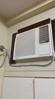 EVEREST ETA10WDR3-HF 1.0hp WINDOW AIR-CONDITIONER (Secondhand)