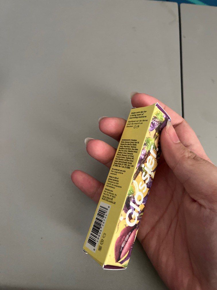 Glossier Lavender Balm Dot Com (Category: Makeup) located in Taguig. Submitted by jia.l (Listing ID 1358386434, Image 3). Description: RFS: i have an extra one Never used.