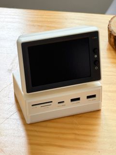 （分類：）位於 。 由 everythingisnew 提交（商品編號 1358379009，圖片 1）。簡介： 。