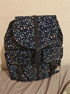 (Category: ) located in . Submitted by chacha038 (Listing ID 1358498657, Image 1). Description: .