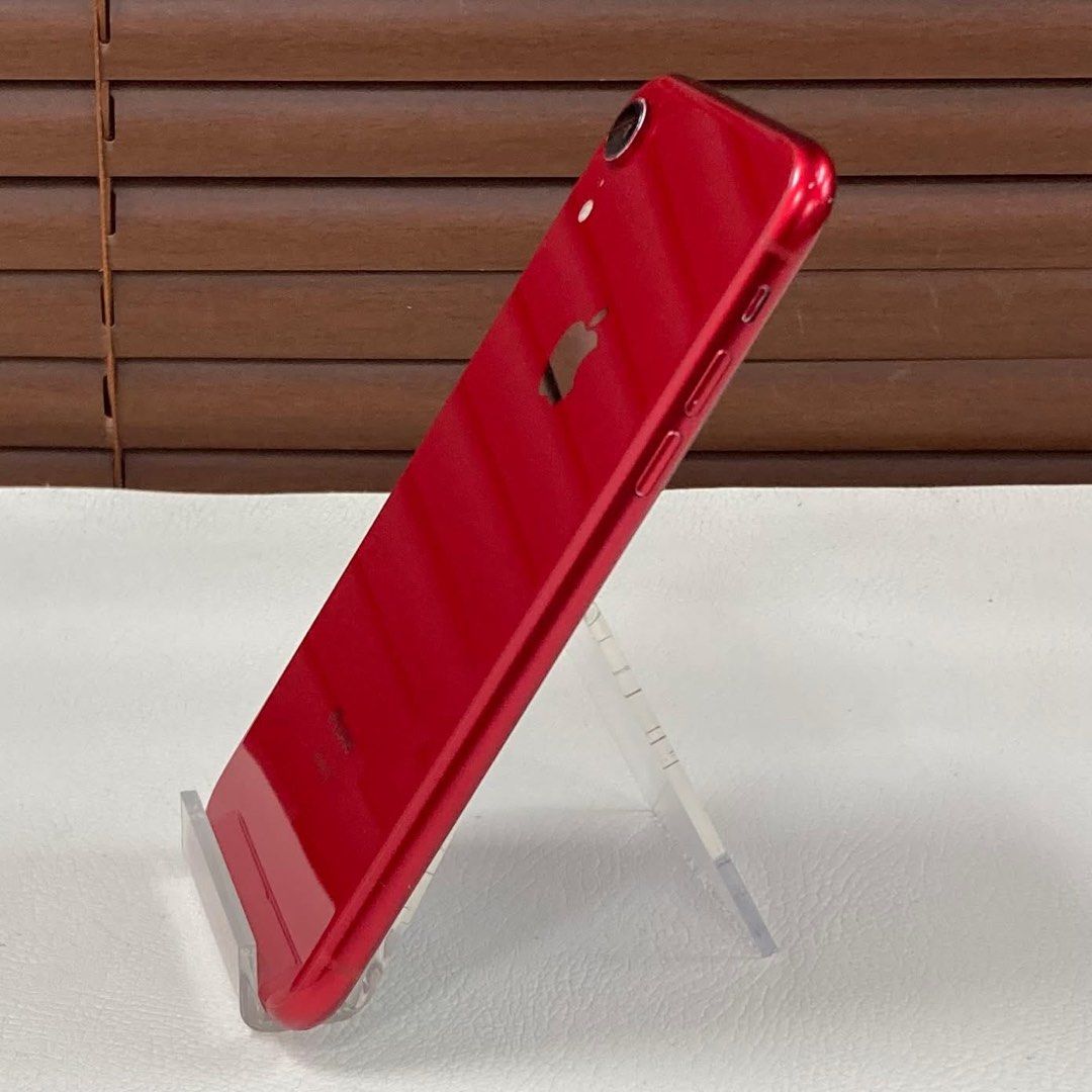 iPhone XR 128gb (Category: iPhone X Series) located in Manila. Submitted by TekiCashGadgetsph (Listing ID 1358345631, Image 3). Description: (FU) Open-line, any sim working (worldwide) - Guaranteed original iPhone not fake/copy accessories with box Secondhand Good as new not abused! Presentable •Original Lcd • no issue hidden issues • clean apple id / iCloud id • Good batthealth • Good cam front/back • Good Performance • Working face id • Good us