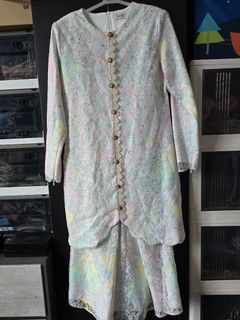 (Category: ) located in . Submitted by aida_su (Listing ID 1358429805, Image 1). Description: .
