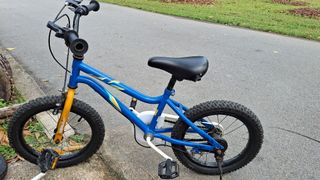 (Category: ) located in . Submitted by dca_sell_123 (Listing ID 1358368838, Image 1). Description: .