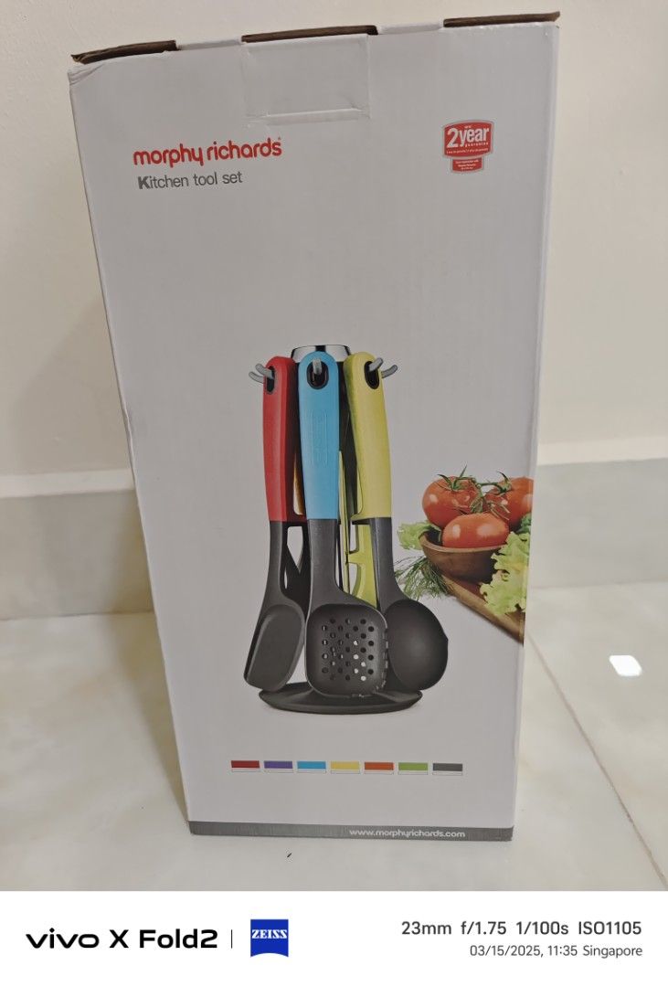 Kitchen tool set (Category: Other Home Appliances) located in Singapore. Submitted by tupperwaregal (Listing ID 1358367652, Image 1). Description: given as a gift. self collect at 530662 lift lobby B no low baller.