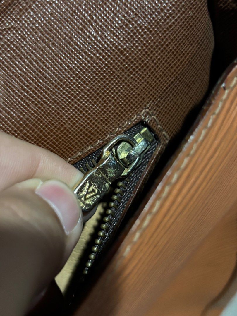 Louis Vuitton Epi Leather Sling bag (Category: Luxury Bags & Wallets) located in General Trias. Submitted by max_thrifted (Listing ID 1358509511, Image 3). Description: Louis Vuitton Epi Leather Sling bag.