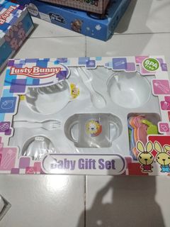 https://media.karousell.com/media/photos/products/...