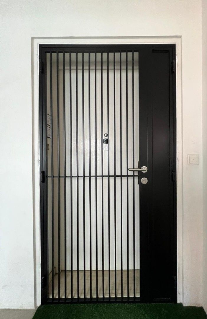 Modern Pet Friendly Gate446767482505809924