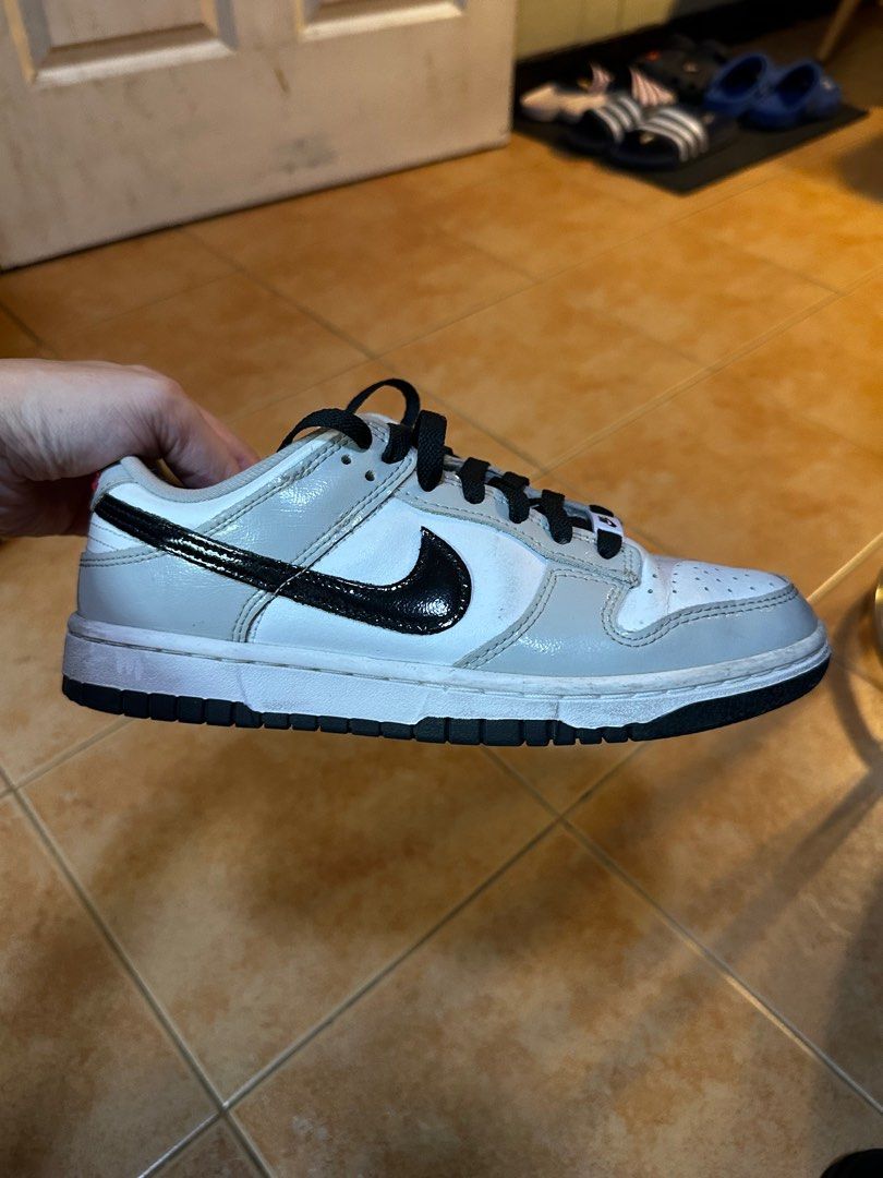 Nike Dunk Low Light Iron Ore US7.5 (24.5cm) (Category: Sneakers) located in Taguig. Submitted by marcomang17 (Listing ID 1358427539, Image 2). Description: - With Nike pin on the lace - With OG box - Delivery only. Online payment.