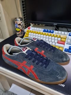 (Kategori: ) berada di . Dikirim oleh unused_shoes (ID iklan 1358441275, Gambar 1). Deskripsi: .