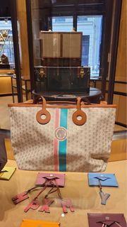 (Category: ) located in . Submitted by jwmj_luxury (Listing ID 1358423258, Image 1). Description: .