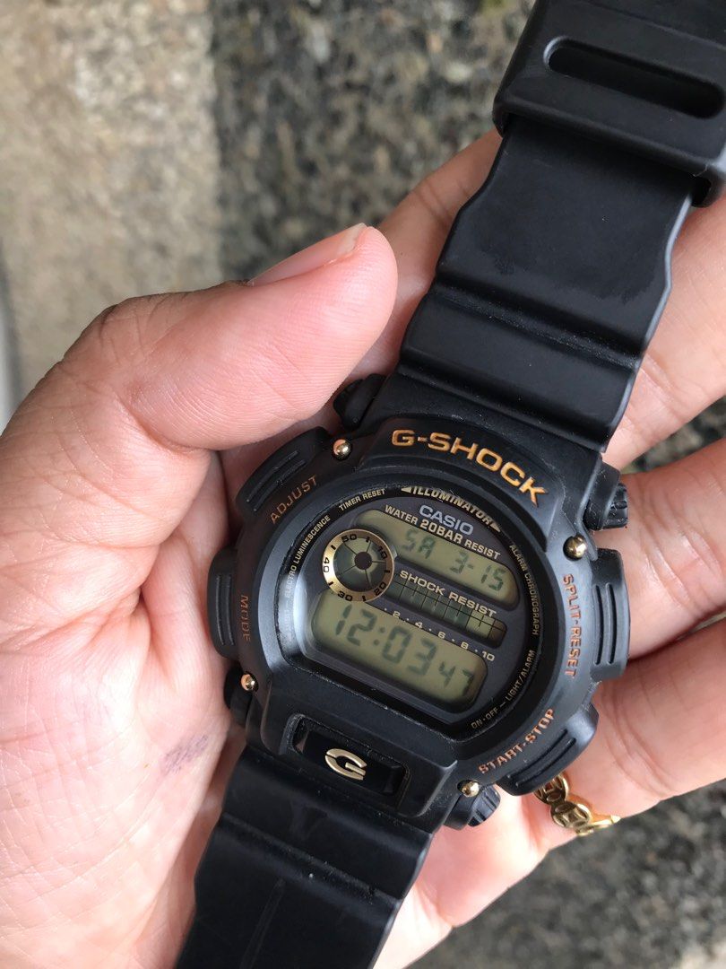 Orig G-shock Watch unisex (Category: Luxury Watches) located in Barugo. Submitted by tainipot (Listing ID 1358373323, Image 3). Description: Genuine g-shock watch Unisex watch Good as new.