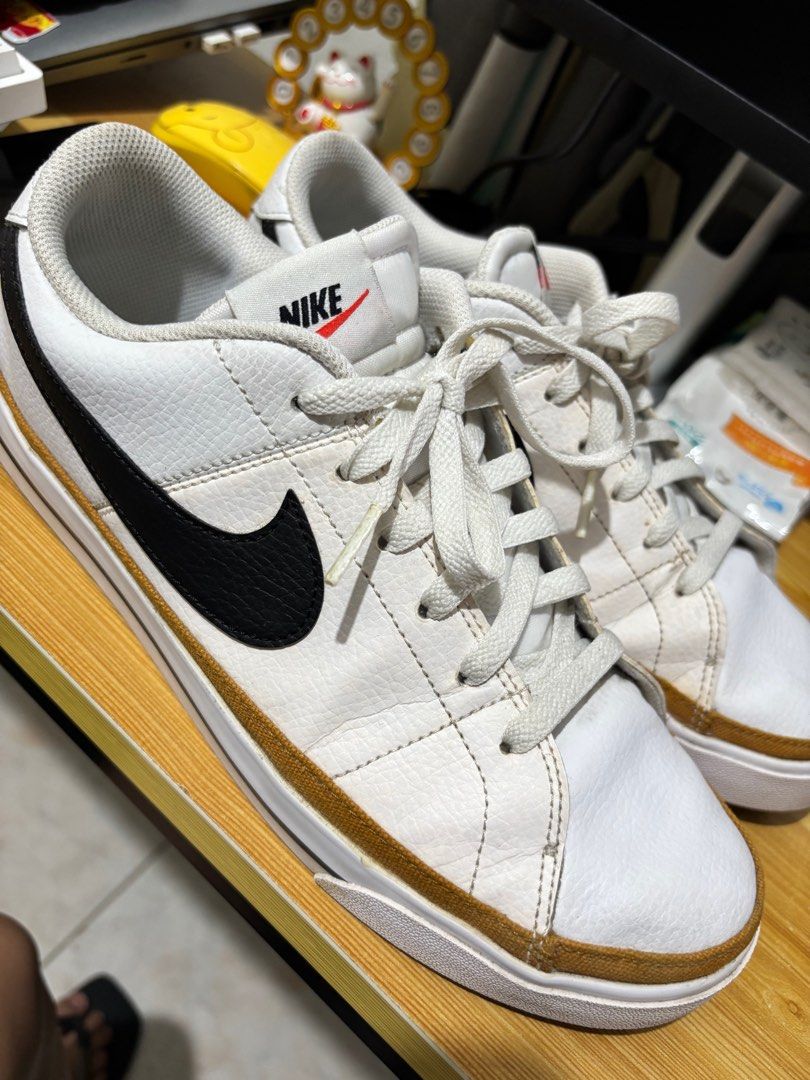 Original NikeCourt Legacy (Category: Sneakers) located in Makati City. Submitted by tinyMe01 (Listing ID 1358383202, Image 3). Description: Original Nike Court Legacy .