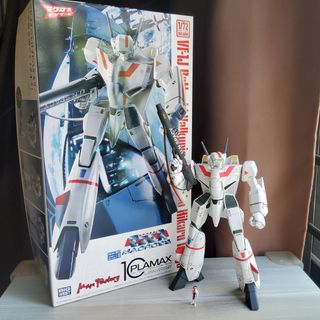 (Category: ) located in . Submitted by mazingerz69000 (Listing ID 1358398412, Image 1). Description: .