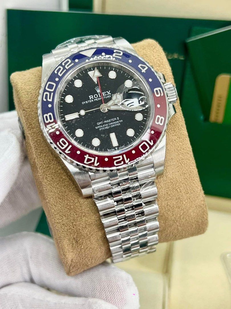 rolex GMT II (Category: Luxury Watches) located in Cabanatuan. Submitted by albertgonzales27 (Listing ID 1358442942, Image 1). Description: GMT Master II Ceramic Pepsi Jubilee 🔵🔴 Reference 126710BLRO 2018 year model, Foreign AD 40mm case size Mk1 Jubilee bracelet 9.5/10 mint condition Full set Trades accepted up or down P1,120,000 only.