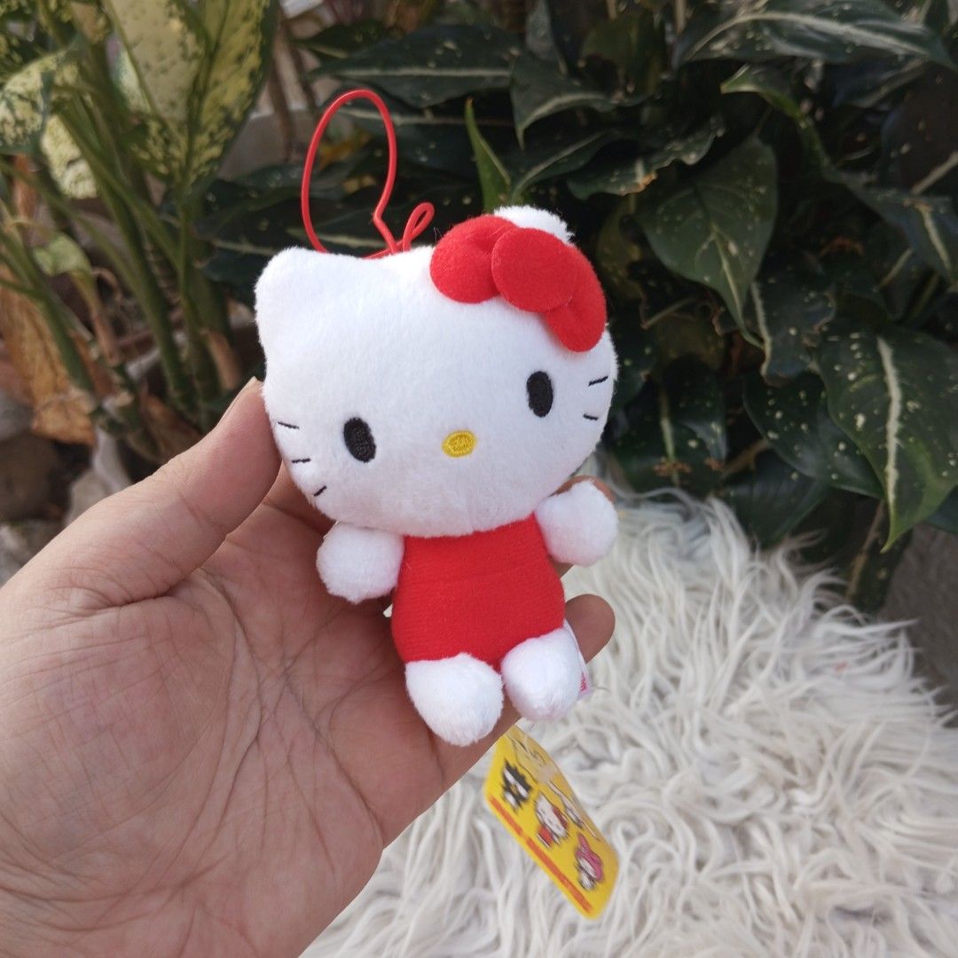 SANRIO Classic RED Hello Kitty Plush Charm (Category: Plushies & Soft Toys) located in Cainta. Submitted by japananikanik (Listing ID 1358501512, Image 1). Description: - Preloved - 3 Inches - From Japan - NO FLAWS - Item on Hand ready for shipping - Great for gift/collection Prices are for the Item only SHIPPING FEE NOT INCLUDED legit seller 😊 For more inquiries kindly Pm us ☺️ FIRST TO PAY NO RESERVATION LALAMOVE pick up by SCHEDULE.