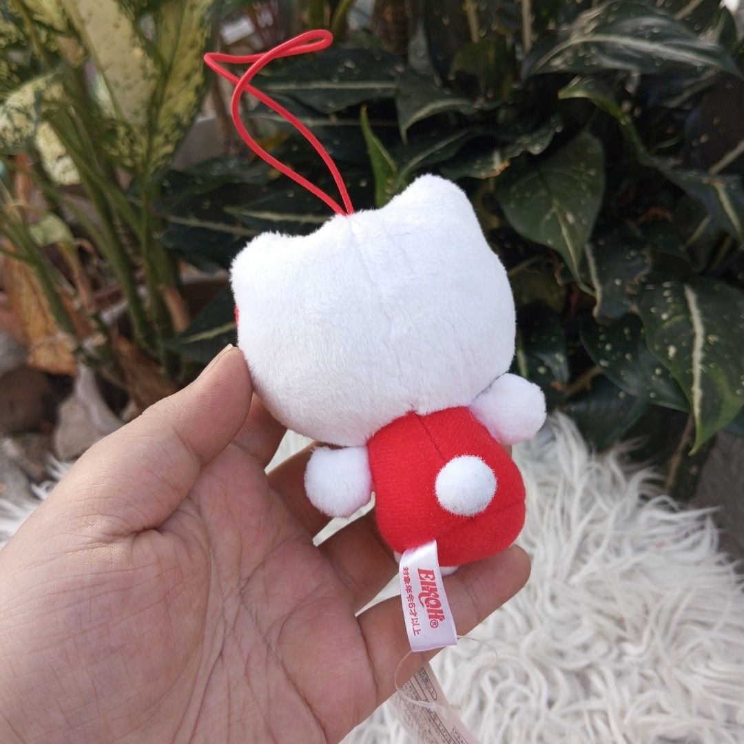SANRIO Classic RED Hello Kitty Plush Charm (Category: Plushies & Soft Toys) located in Cainta. Submitted by japananikanik (Listing ID 1358501512, Image 3). Description: - Preloved - 3 Inches - From Japan - NO FLAWS - Item on Hand ready for shipping - Great for gift/collection Prices are for the Item only SHIPPING FEE NOT INCLUDED legit seller 😊 For more inquiries kindly Pm us ☺️ FIRST TO PAY NO RESERVATION LALAMOVE pick up by SCHEDULE.