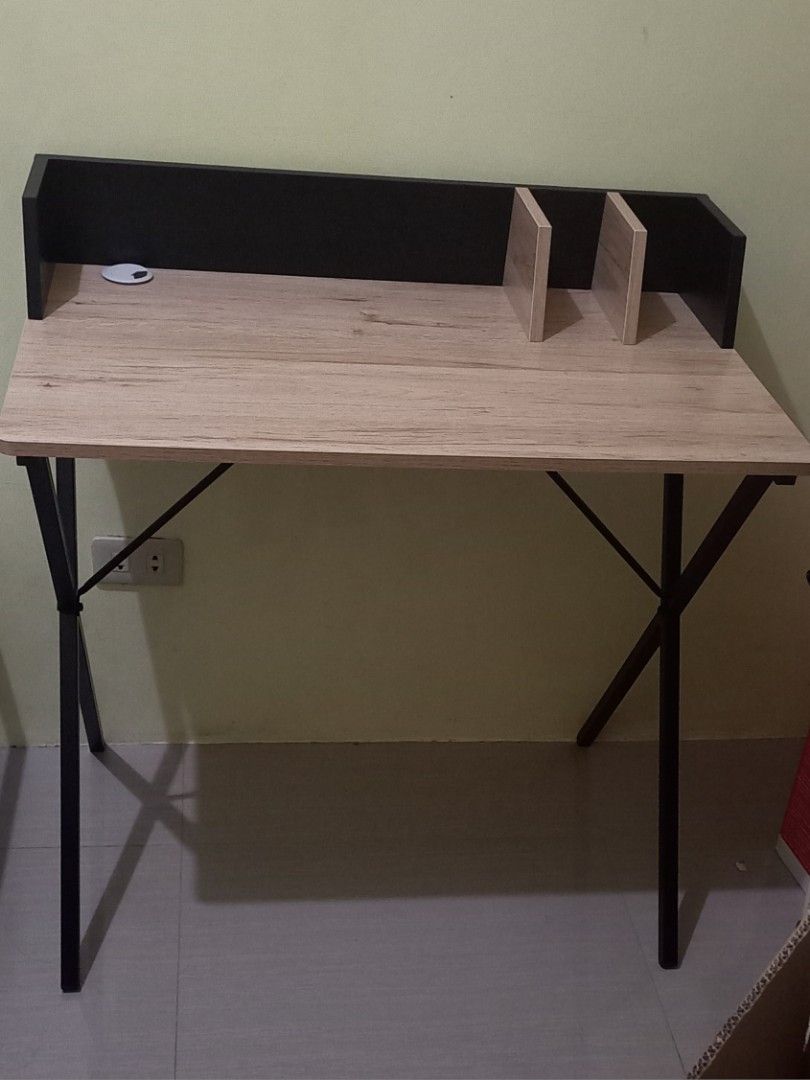 Sanyang Computer/Study Table (Category: Office Furniture & Fixtures) located in Manila. Submitted by dm_ca (Listing ID 1358465185, Image 1). Description: No issue Dimensions: LWH (50cm x 80cm x 72cm) Can be disassembled With box RFS: Bought a wider desk.