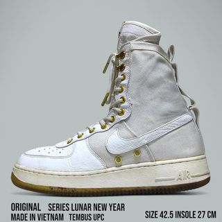 sepatu boots nike original