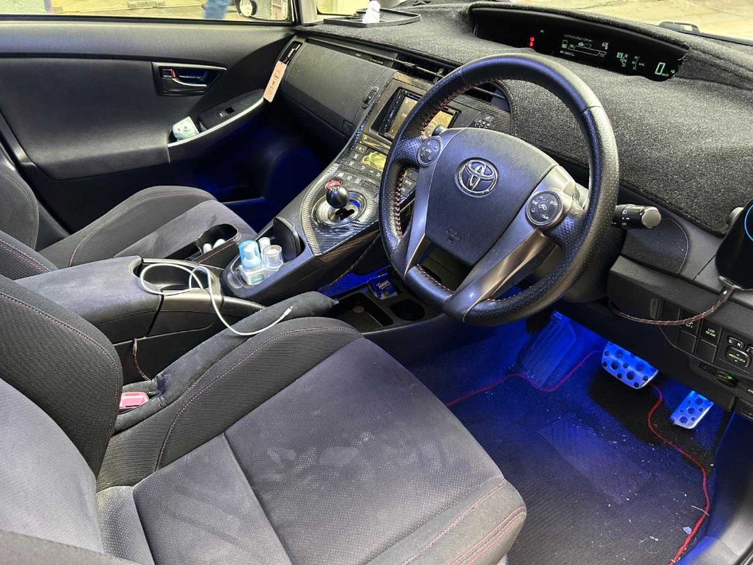 Toyota  PRIUS 1.8 HYBRID GS Auto62863129203970114