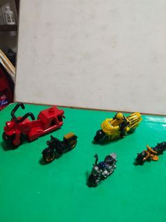 Vintage 5 "Motorcycle" toys/Loose figures/Cool display!