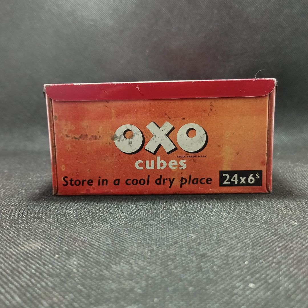 Vintage Box Tin Can from UK C257 (Category: Food Organization & Storage) located in Calamba. Submitted by chebvintagedepot (Listing ID 1358367644, Image 3). Description: C257 v-1 Vintage Box Tin Can from UK C257 for 125 With minimal scratches and rust Size:13cm x 17cm x 6½cm Thank you for supporting sustainable shopping with us! 🌱 We add new vintage treasures every Monday to Friday, so don’t forget to follow our store for fresh finds. Just a rem