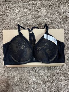 (Category: ) located in . Submitted by mrianapreloved (Listing ID 1358362543, Image 1). Description: .