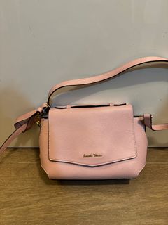 （分類：）位於 。 由 ryd_701 提交（商品編號 1358696774，圖片 1）。簡介： 。